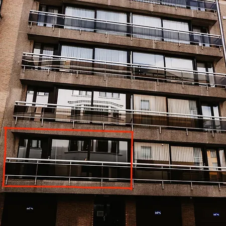 Centre Bayview + Free Parking