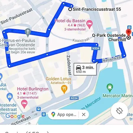 Centre Bayview + Free Parking