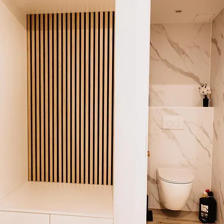 Centre Bayview + Free Parking דירה *