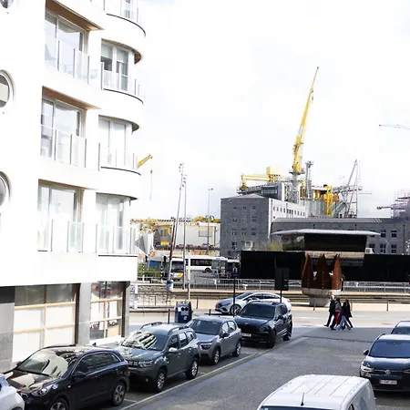 Centre Bayview + Free Parking Apartment Ostend
