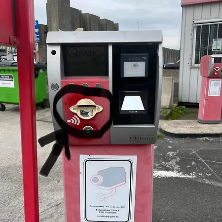 Centre Bayview + Free Parking *