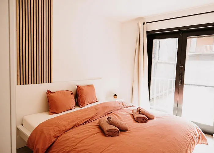 Διαμέρισμα Centre Bayview + Free Parking *