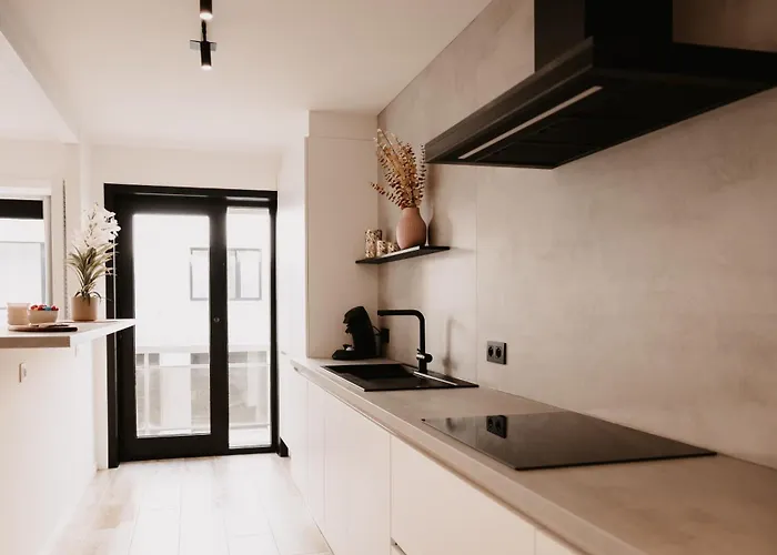 Centre Bayview + Free Parking * Οστένδη