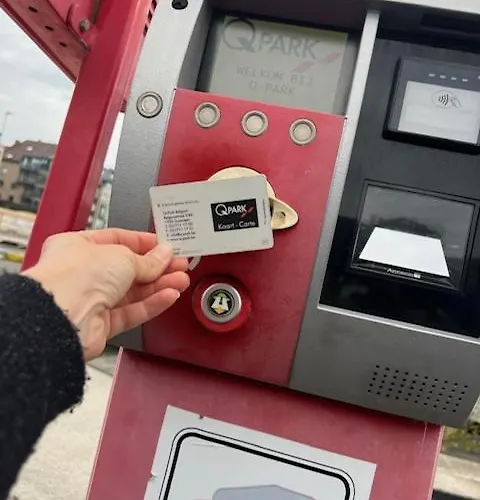 Διαμέρισμα Centre Bayview + Free Parking