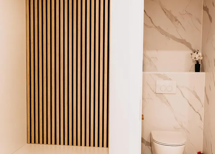 Centre Bayview + Free Parking דירה *